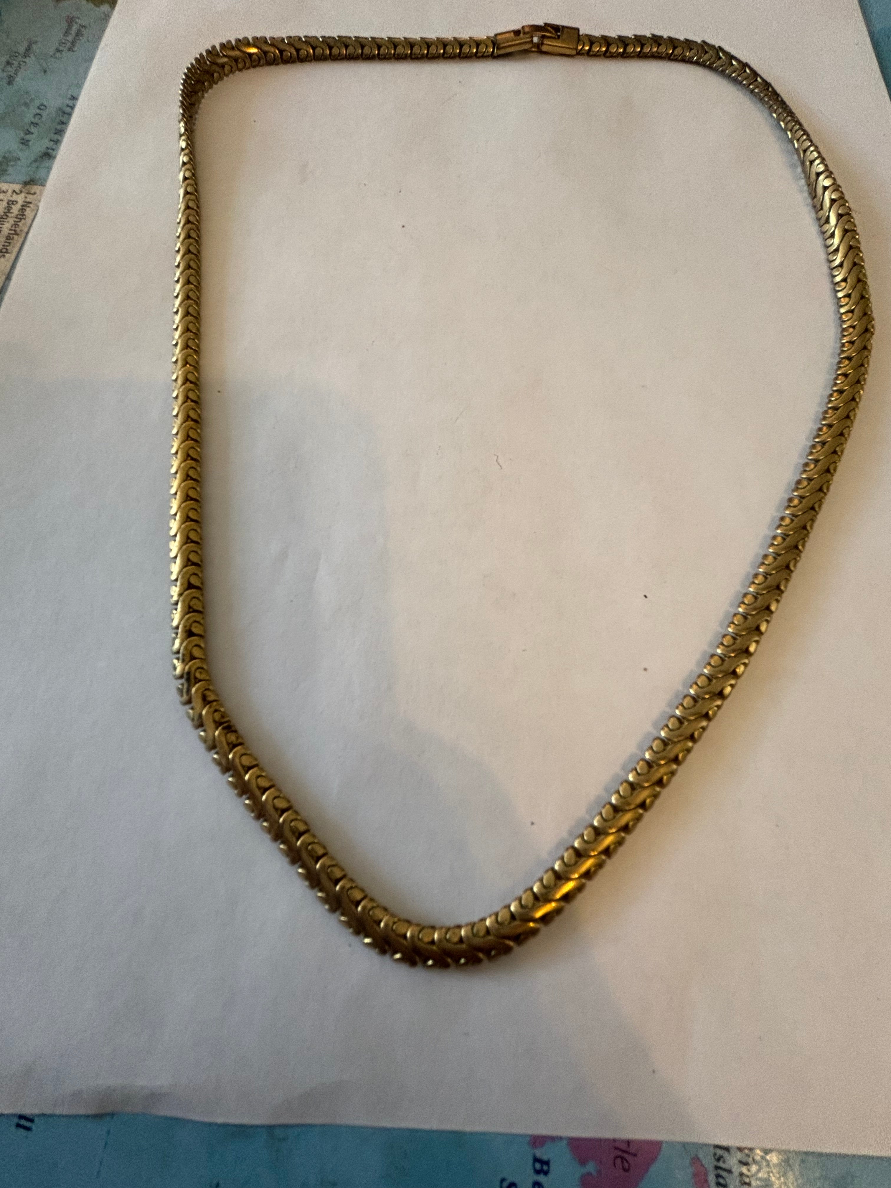 Havard Thick Smooth Gold Chain Necklace