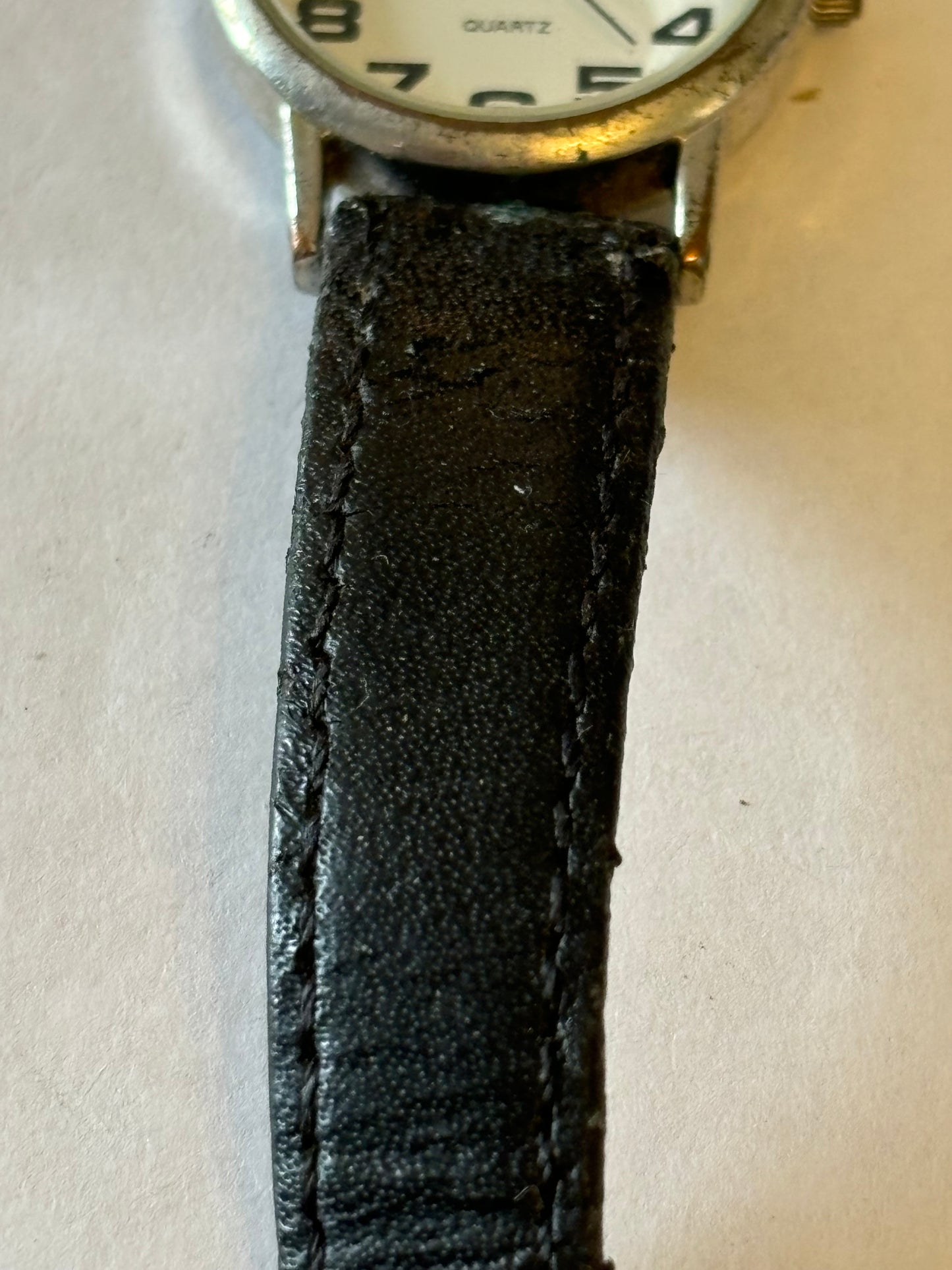 Ravel Black and Silver Ladies Wristwatch - Untested