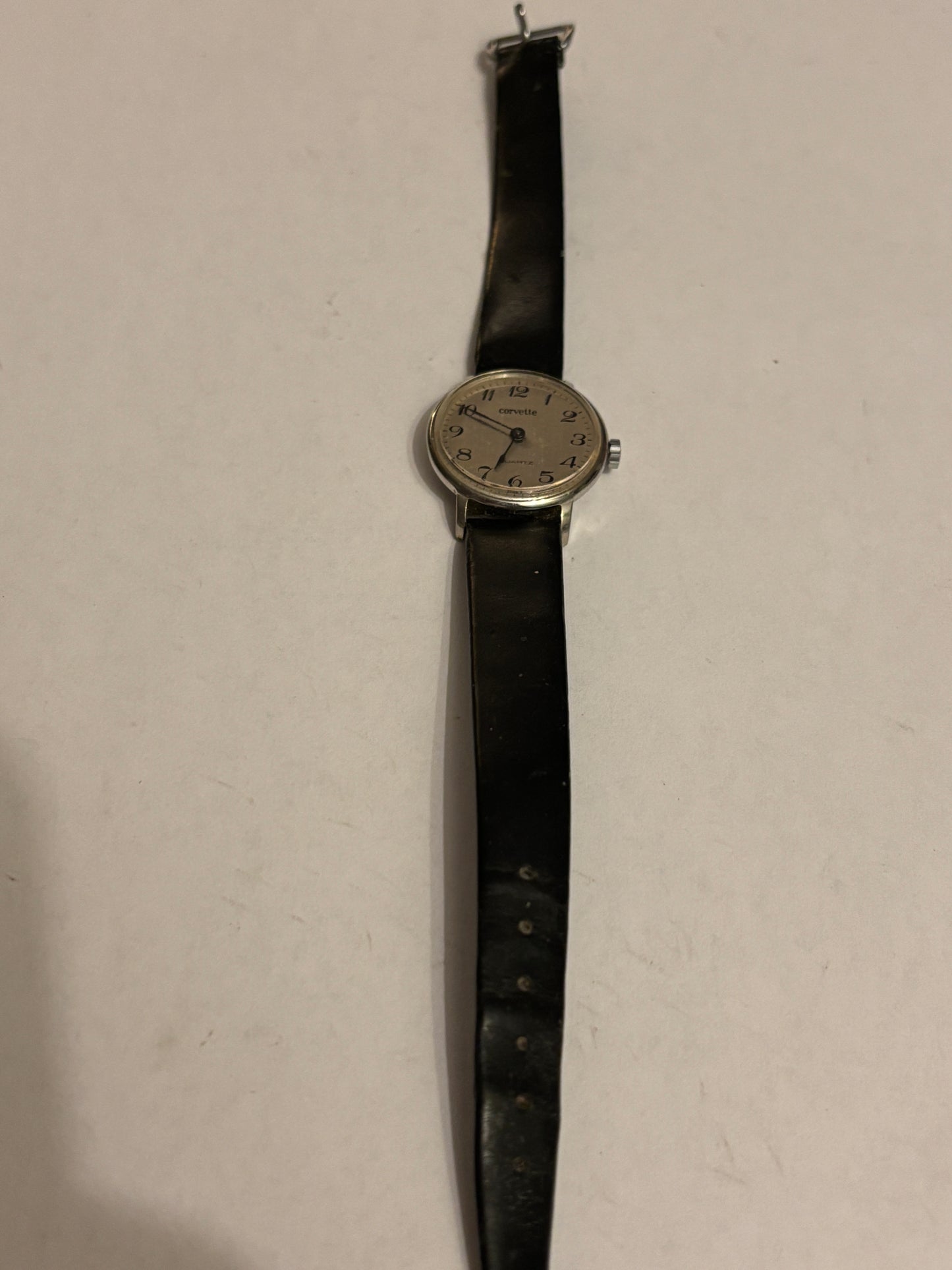 Corvette - Ladies round silver and black wristwatch - Untested