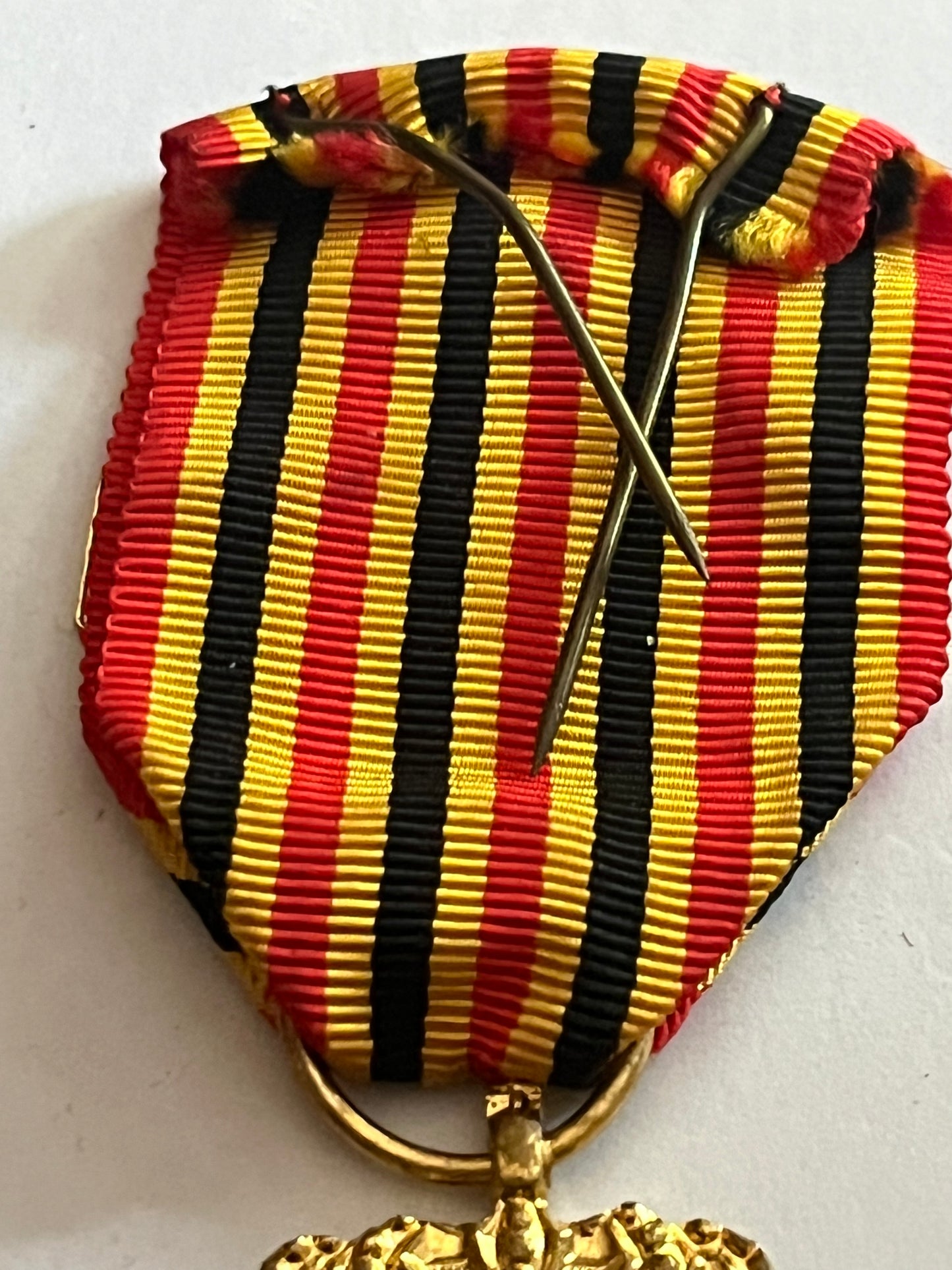 Belgian gold military long service medal - first class