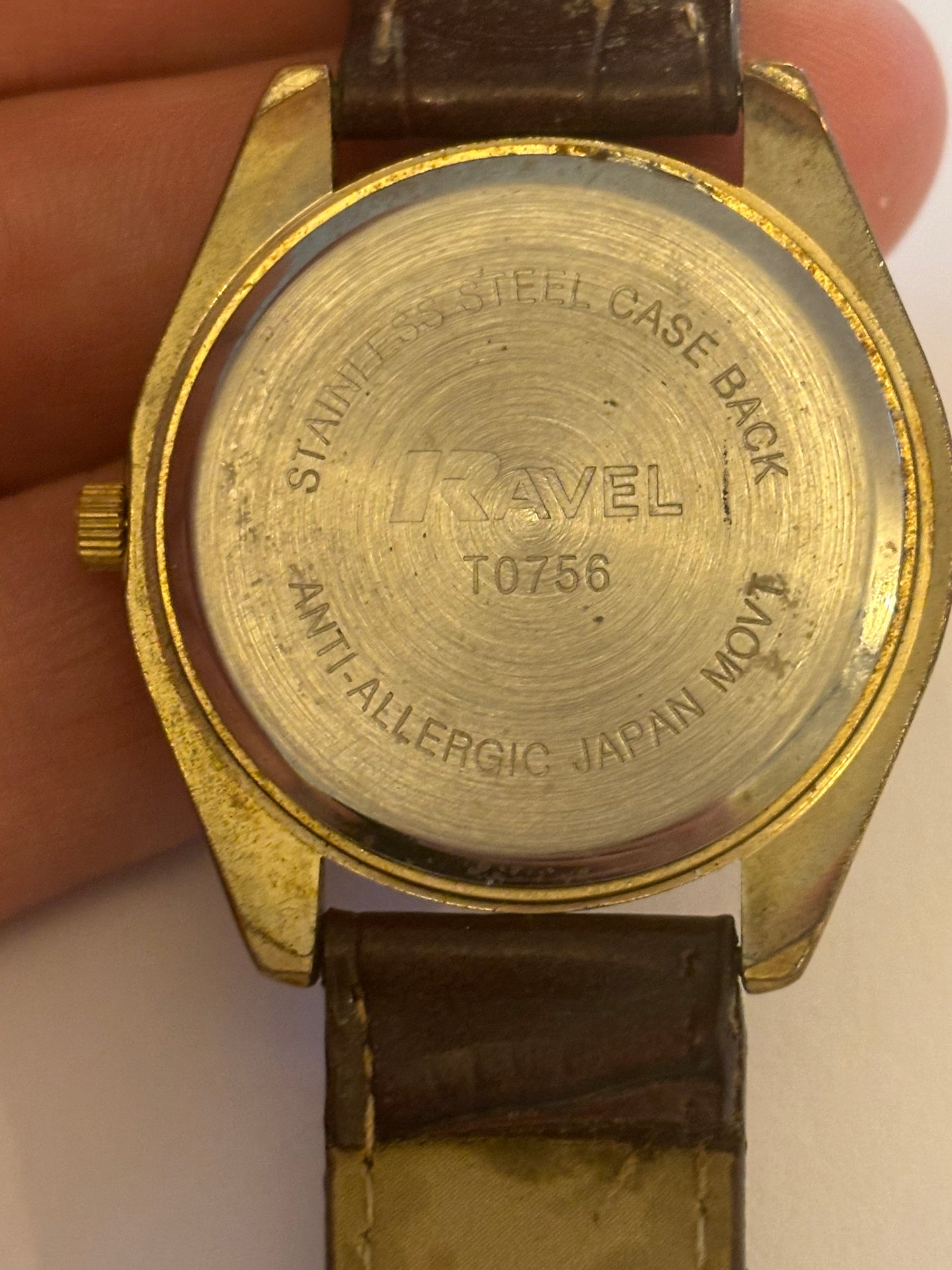 Ravel Gents Gold and Brown Strap Wristwatch - Untested