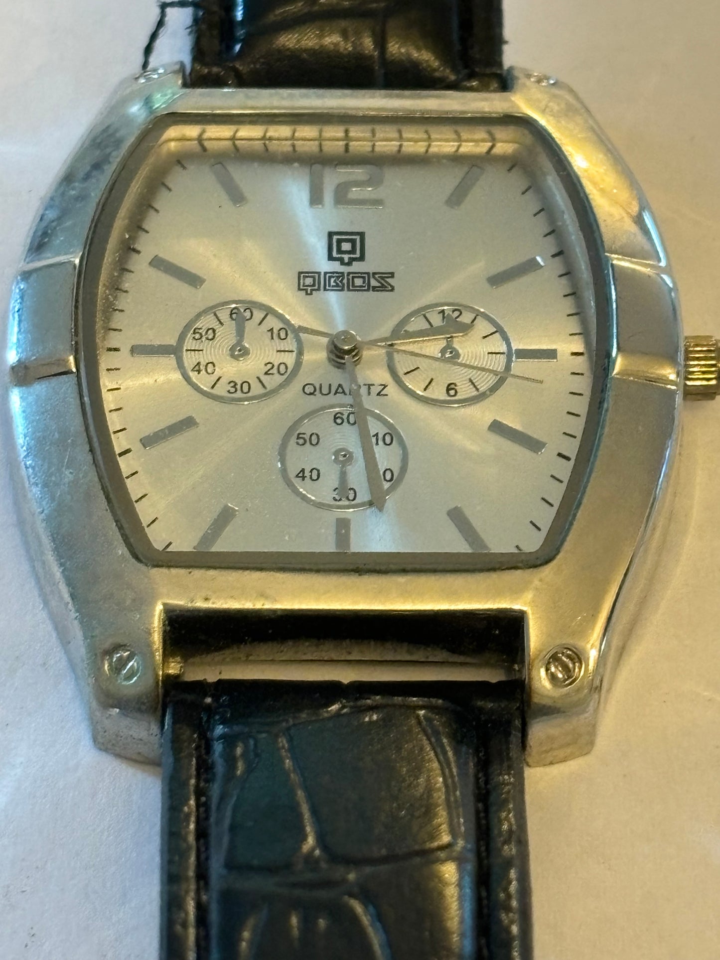 QBOS - Silver and black gents chrono style watch - Untested