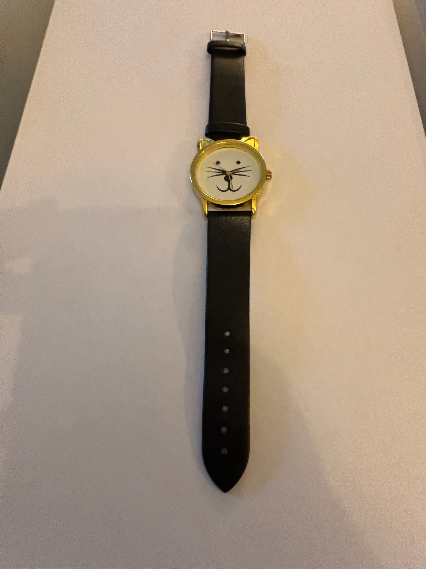 Large black and gold Cat watch - Untested