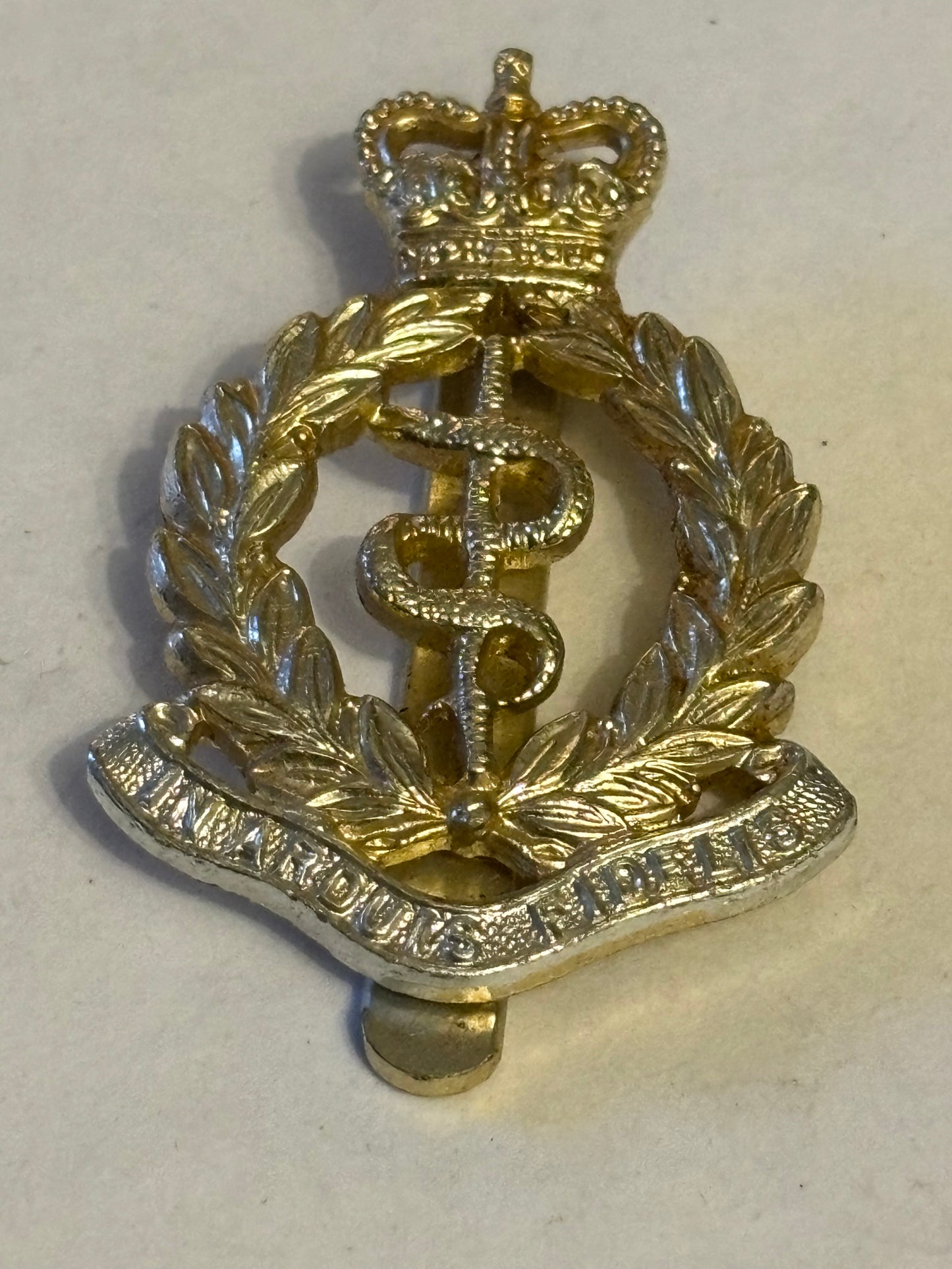 Royal Army Medical Corps Cap Badge - J R Gaunt