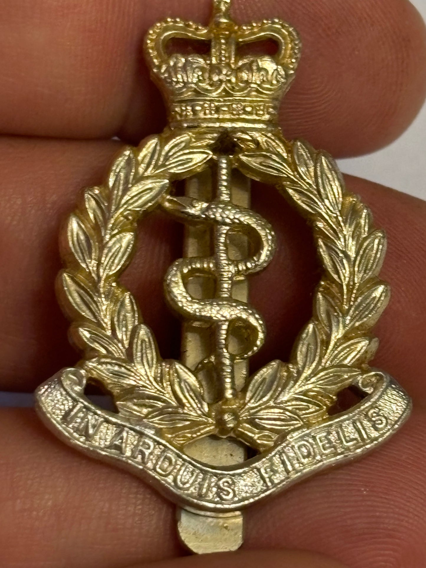 Royal Army Medical Corps Cap Badge - J R Gaunt