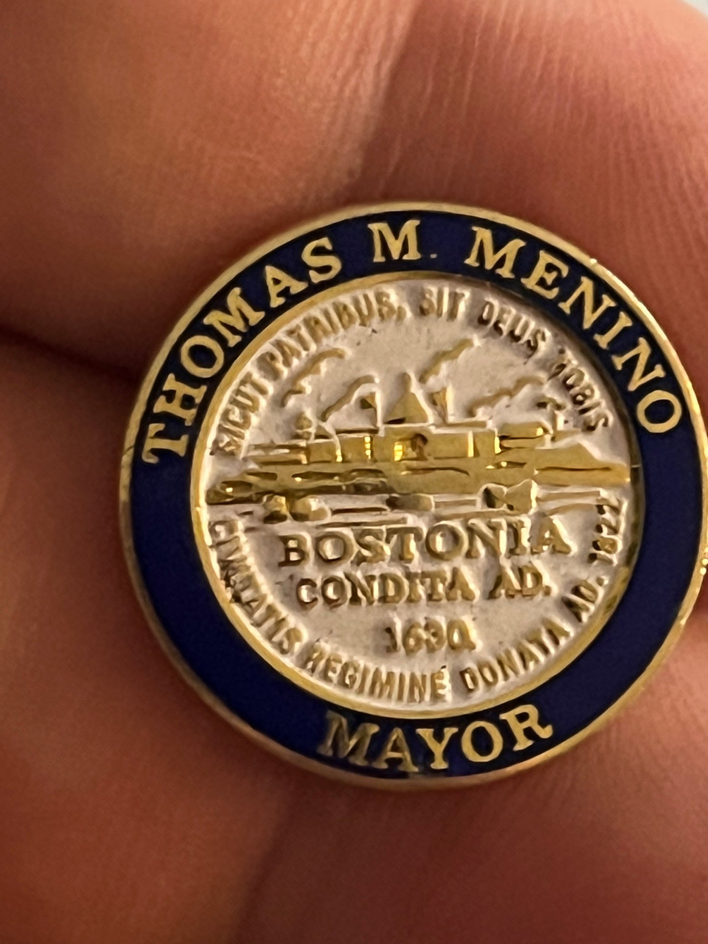 Thomas M Menino Boston Mayor Metal Pin Badge