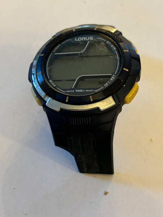 Lorus gents digital watch Z009-X005 - Broken strap - Untested