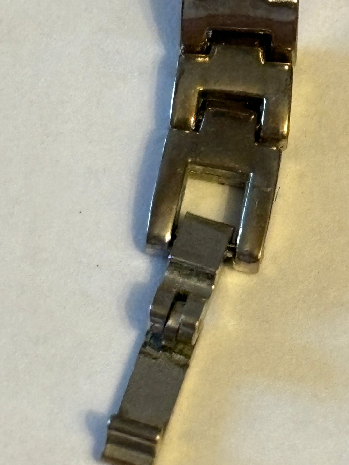 Avon silver crossover half bangle watch - Untested