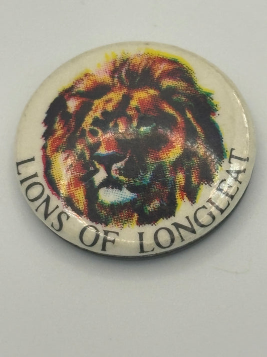 Lions of Longleat small vintage tin badge