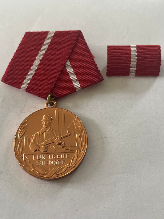 DDR Faithful Service Bronze Medal