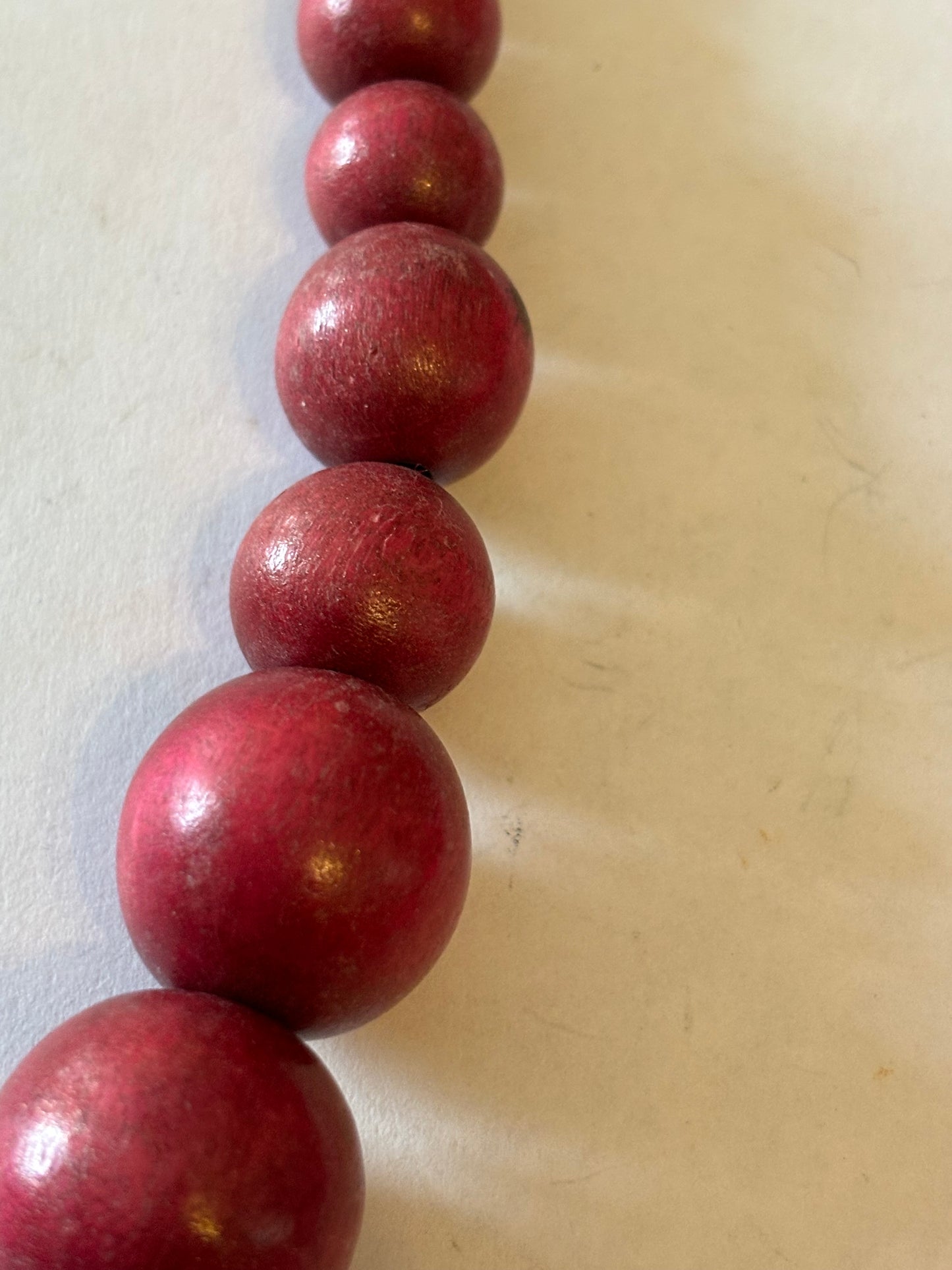 Large graduated natural wooden red bead necklace