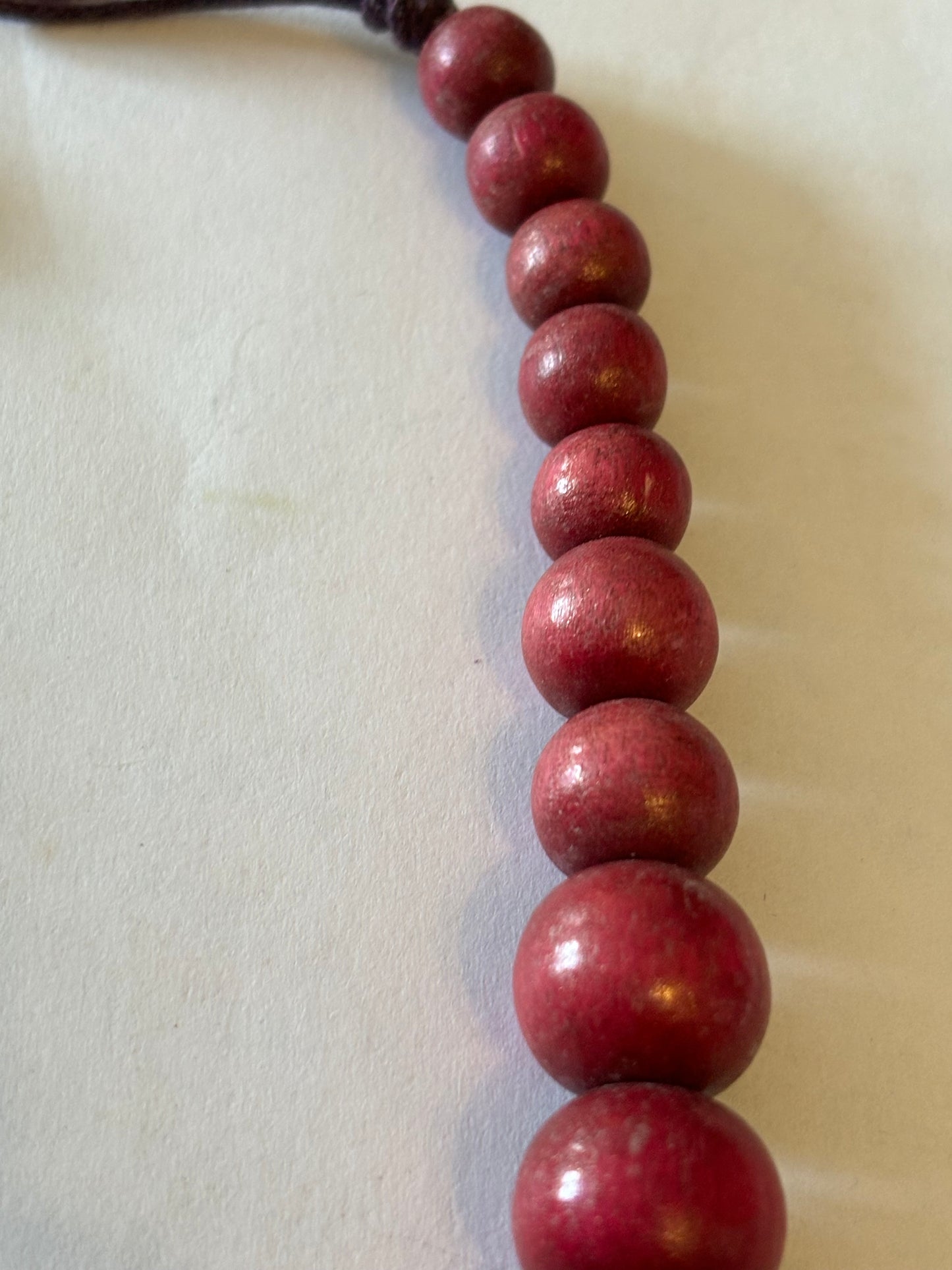 Large graduated natural wooden red bead necklace