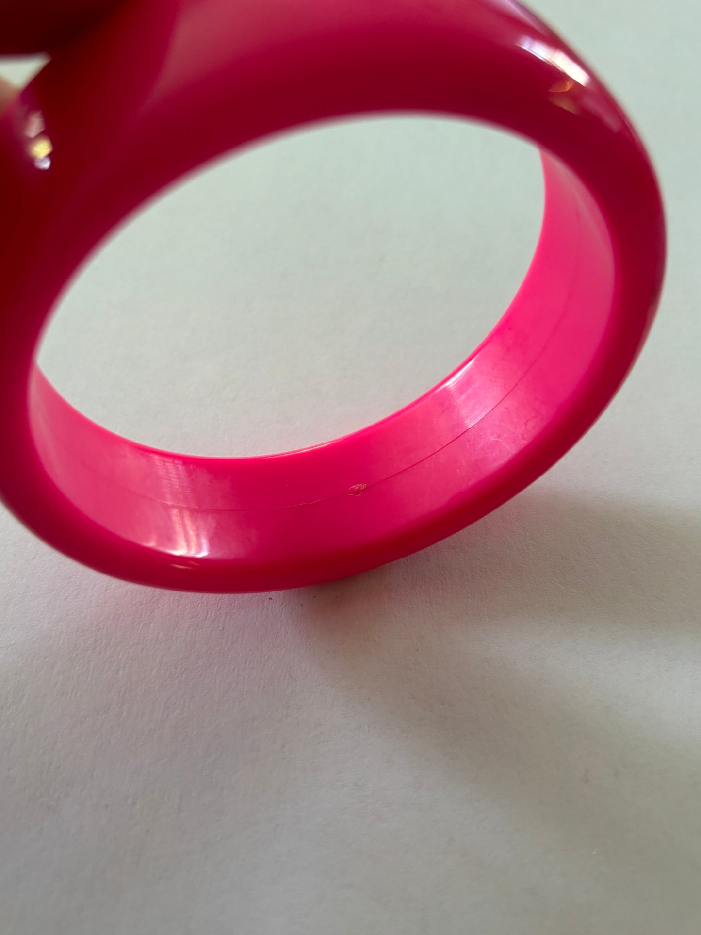 Vivid pink bright thick bangle