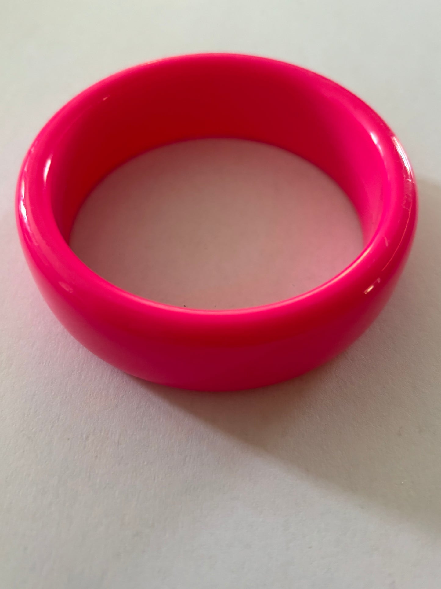 Vivid pink bright thick bangle