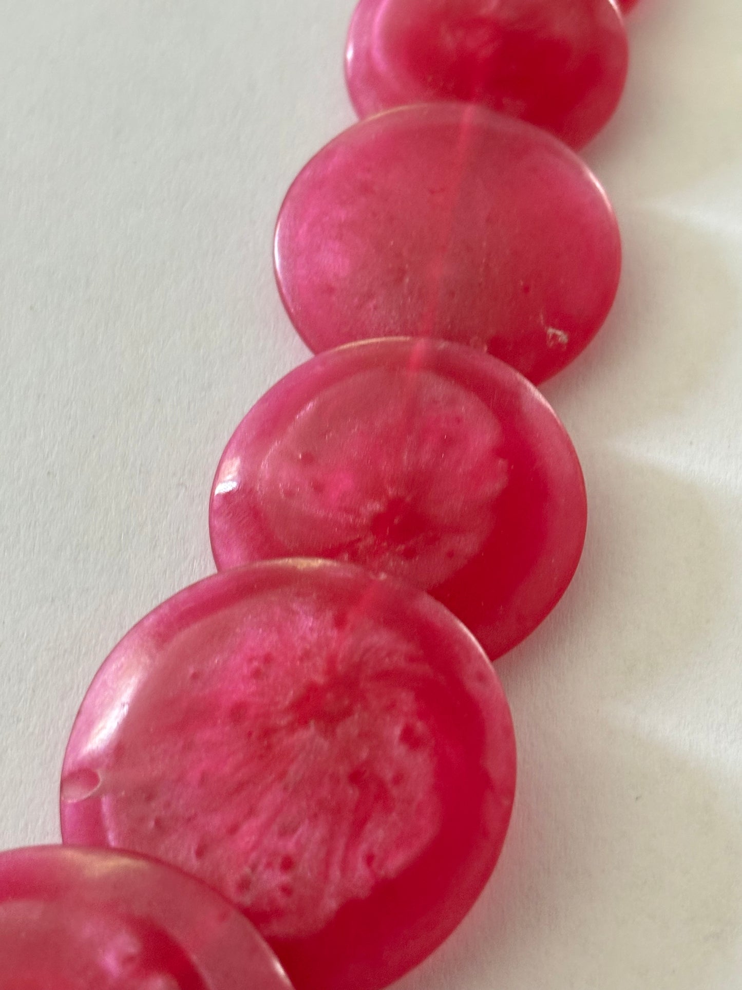 Cerise/Pink marbled flat disc necklace