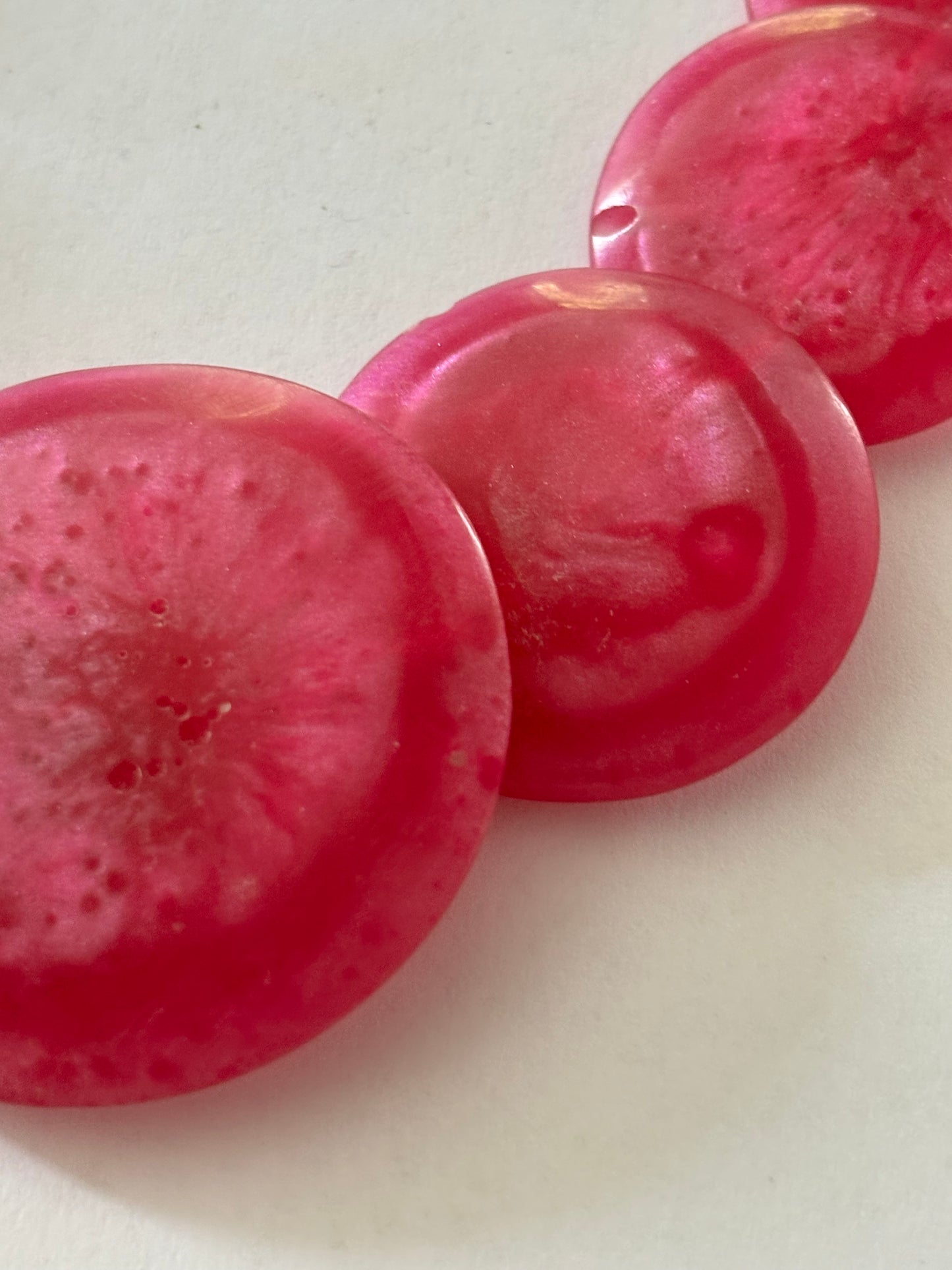 Cerise/Pink marbled flat disc necklace