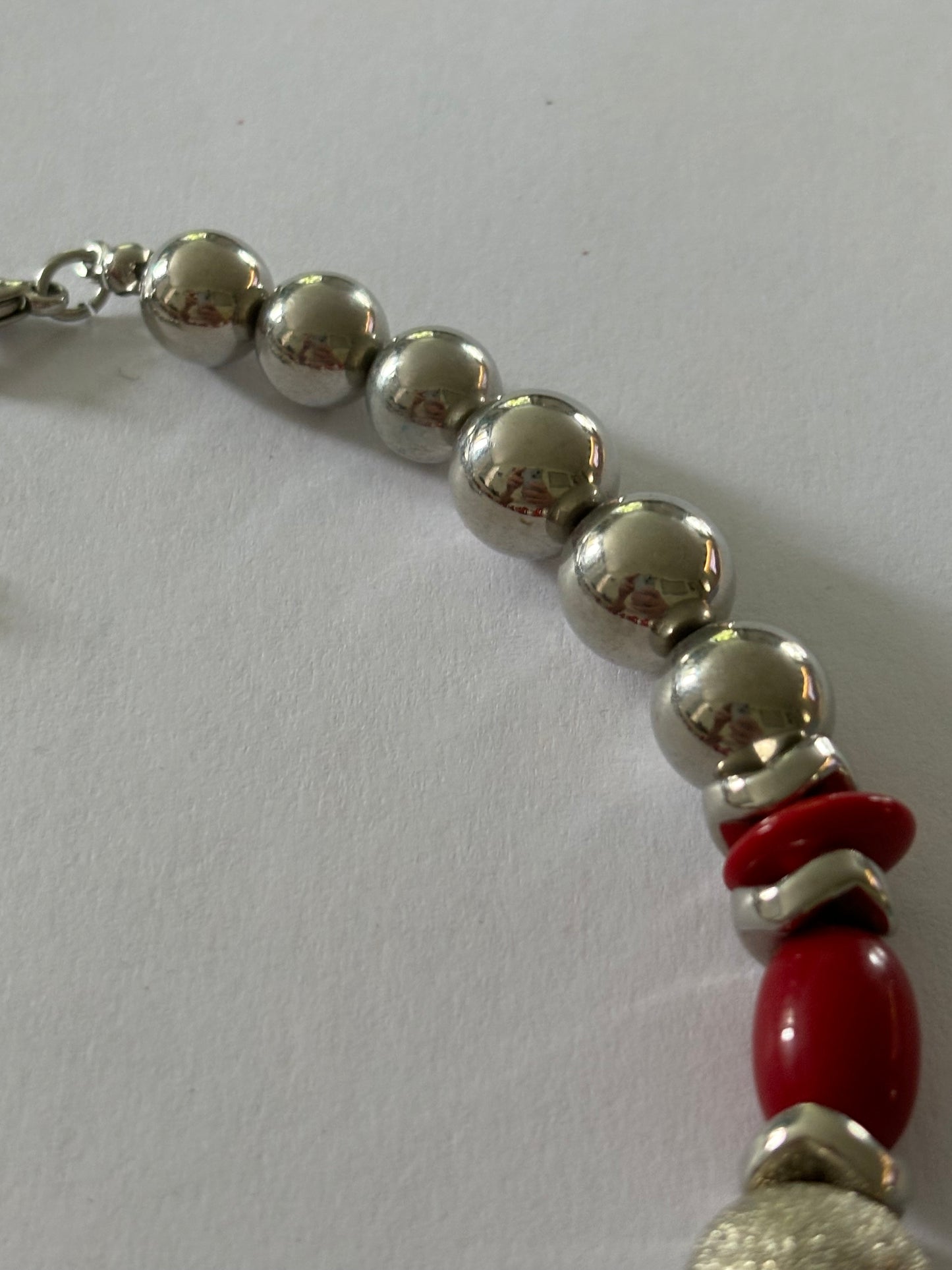 Red and Silver ornate beaded graduated necklace