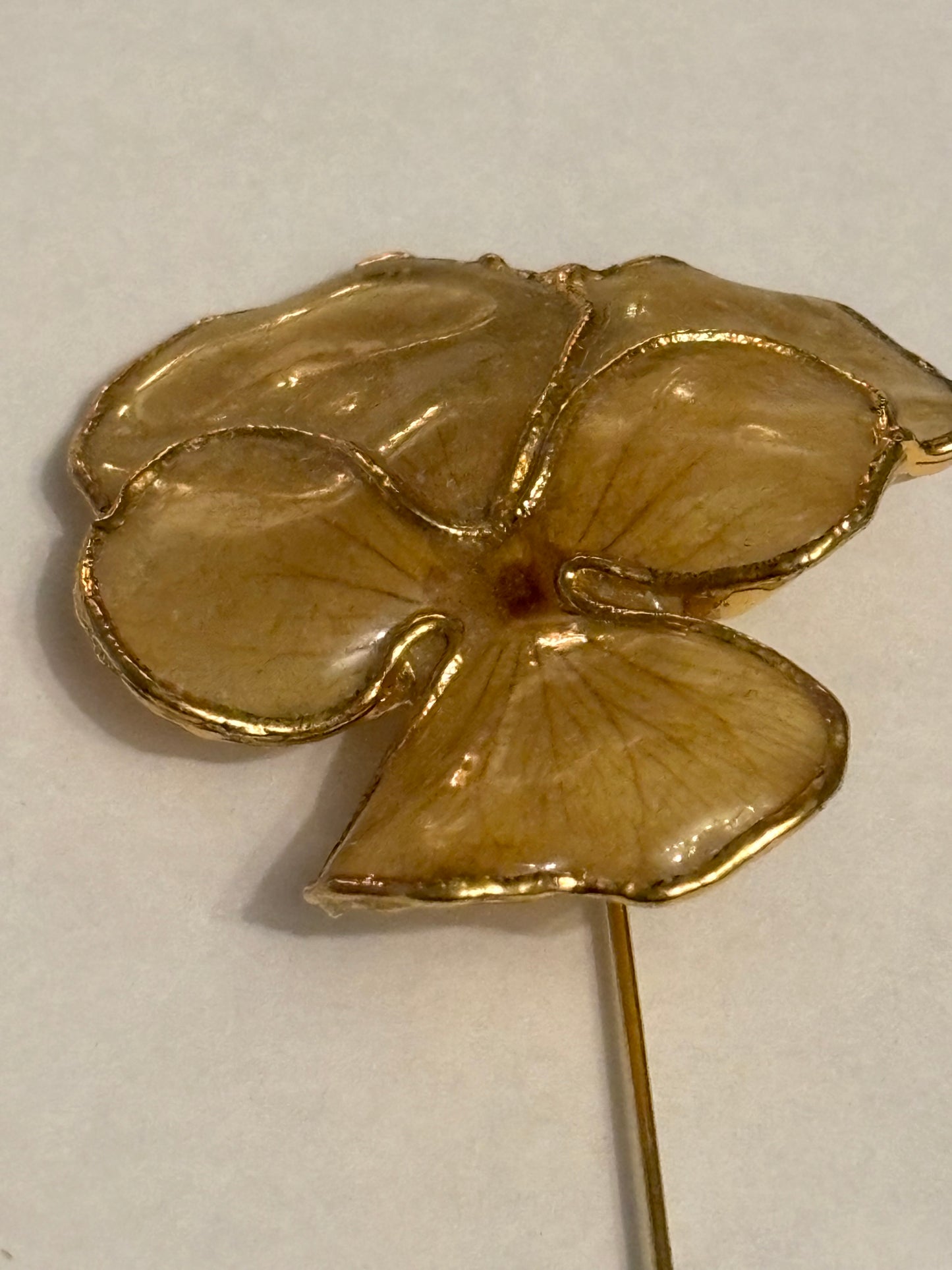 Caramel and gold flower hat pin/stick pin with safety