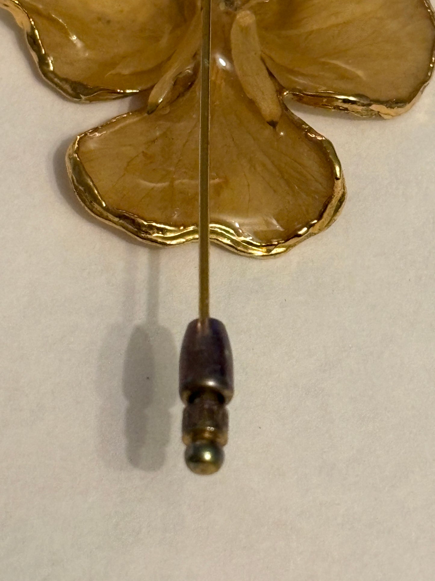 Caramel and gold flower hat pin/stick pin with safety