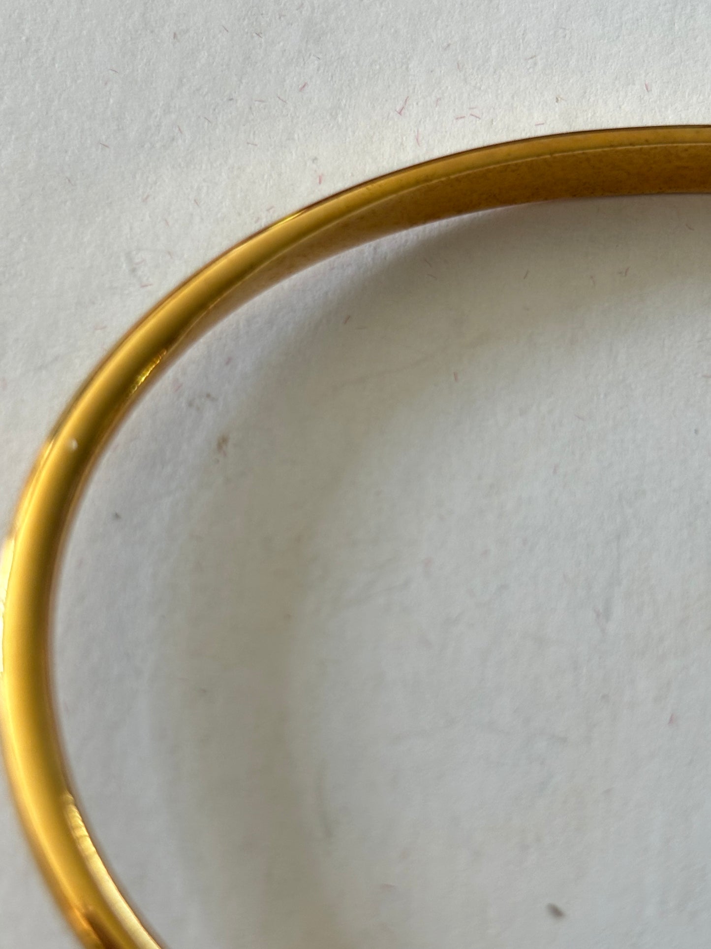 Chinese gold Apolla Rheumatism ball end bangle - 24K