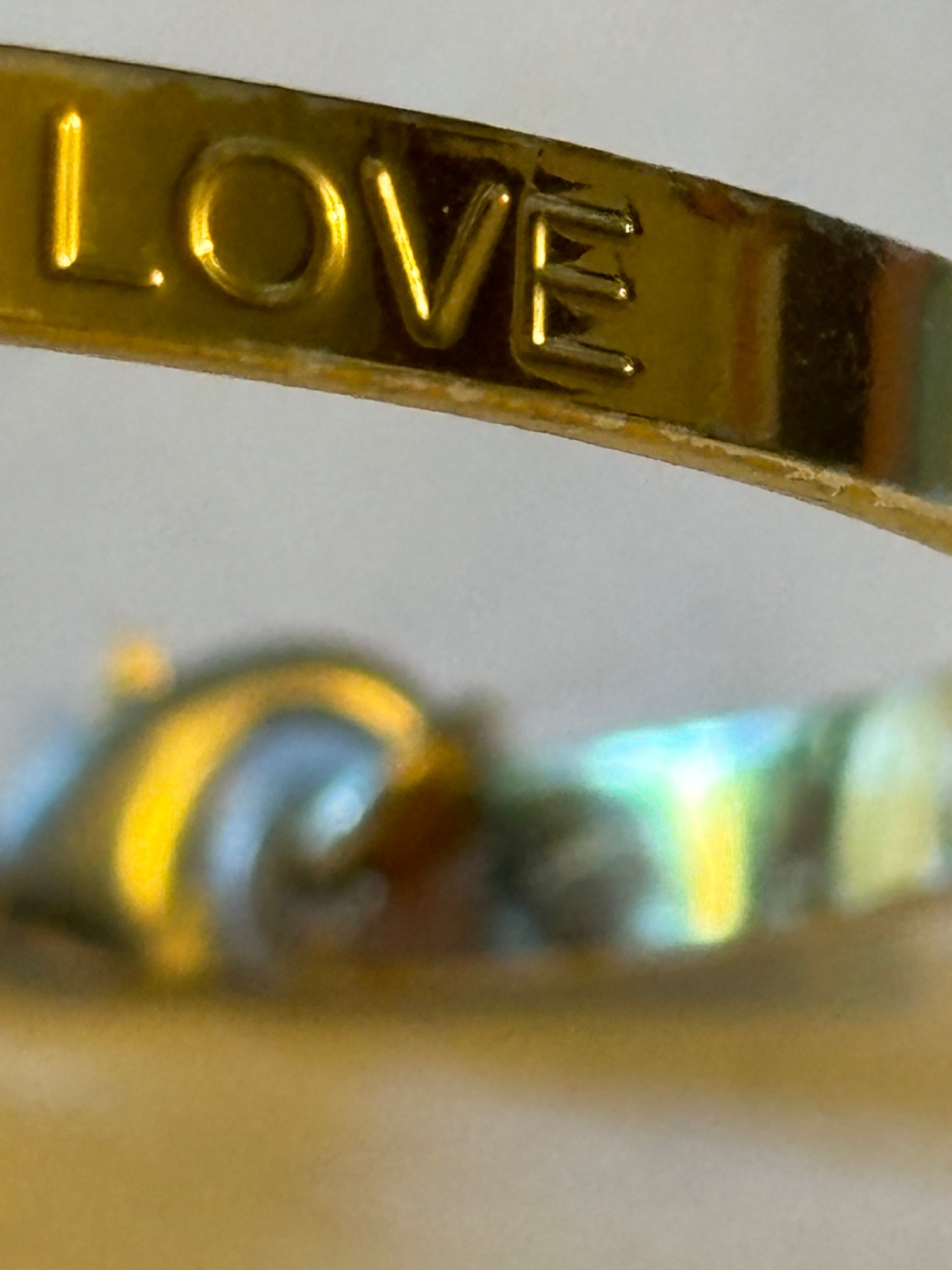 Live, Laugh, Love gold metal Joma Bangle