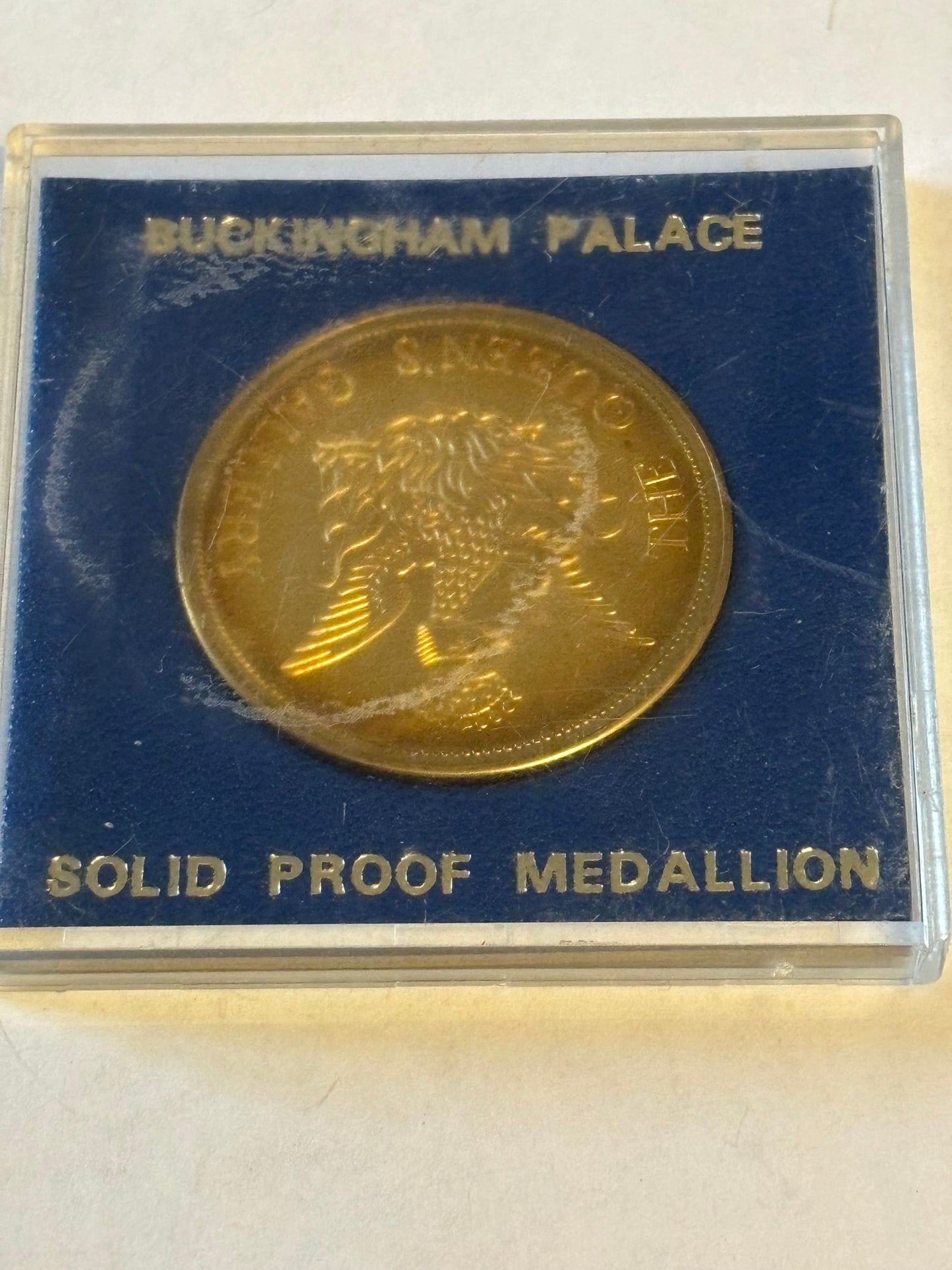 The Queens Gallery - Buckingham Palace Commemorative Medallion