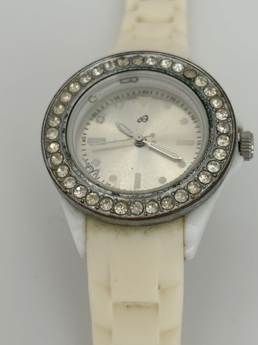 Unbranded white jewelled rubber strap ladies watch - Untested