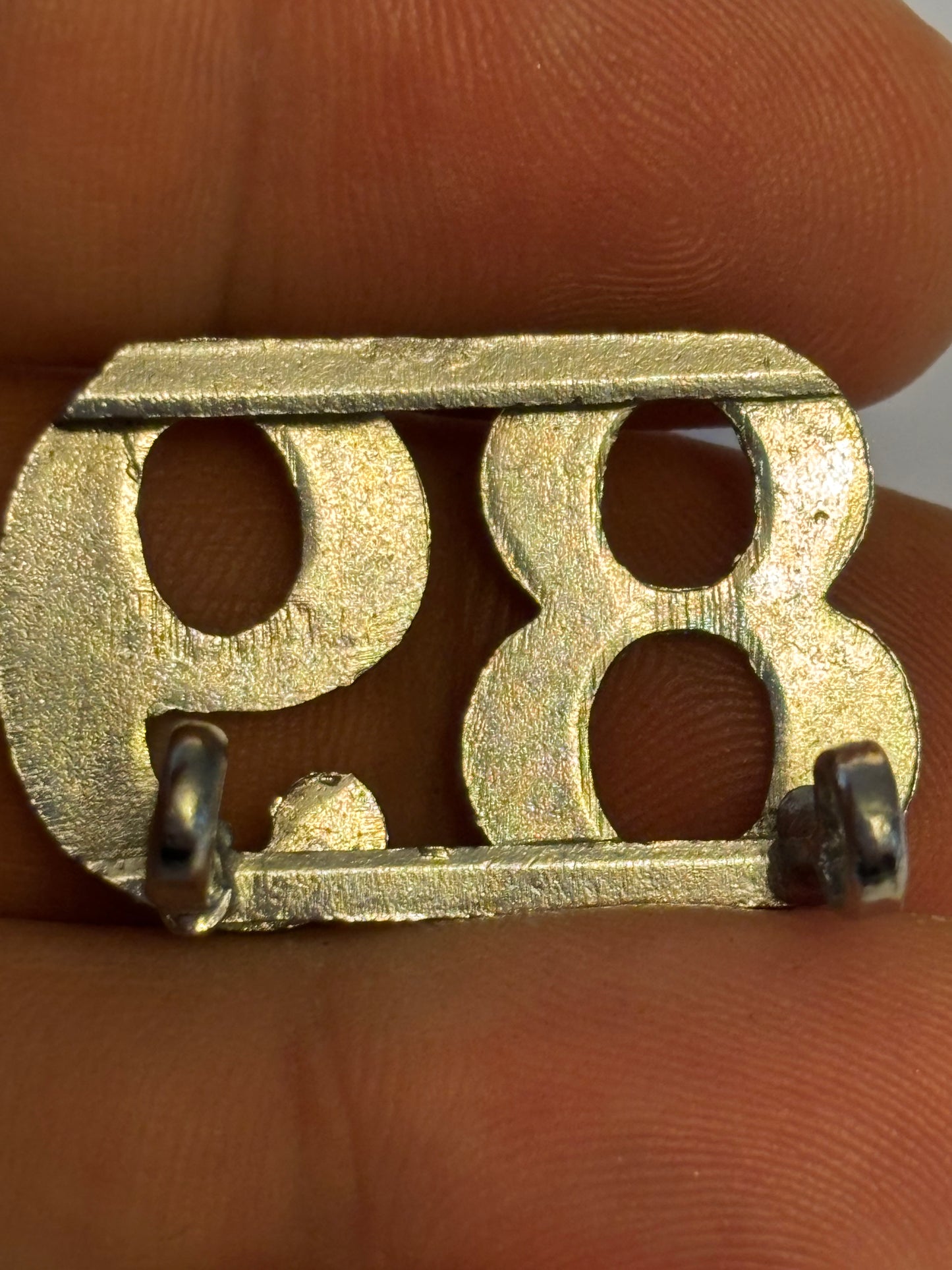 Silver metal 89 Uniform badge - Unknown origin