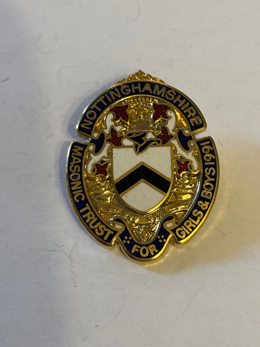 Nottinghamshire masonic pin badge