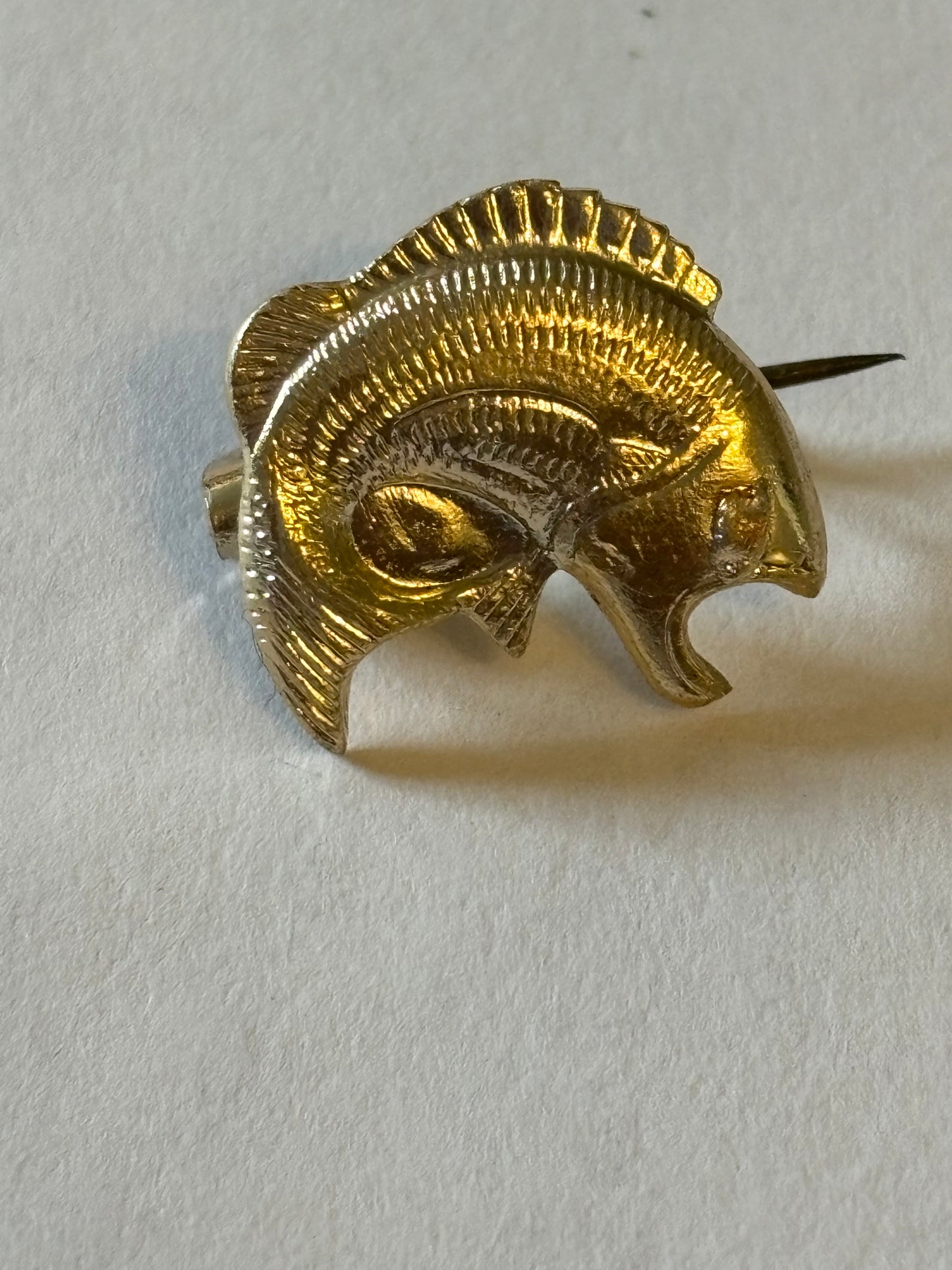 Small gold leaping fish badge (Bass?)