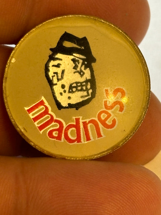 Vintage Round Madness Badge