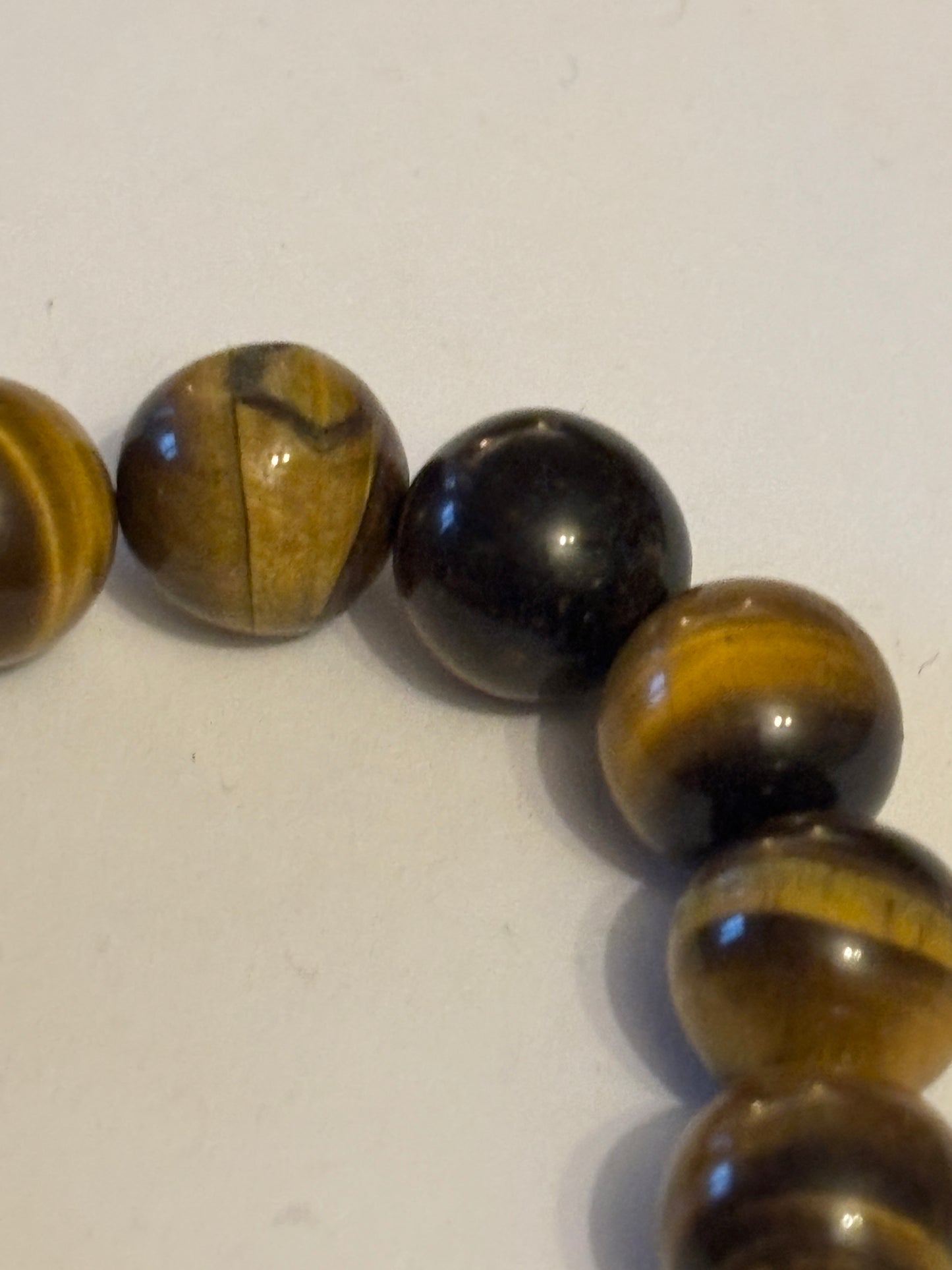 Brown glossy tigers eye style beaded bracelet