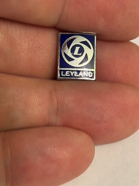 Small blue and silver Leyland badge