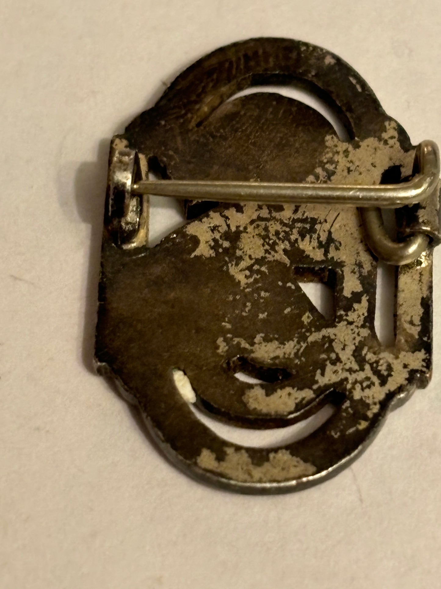 Silver metal BSS Badge - Unidentified