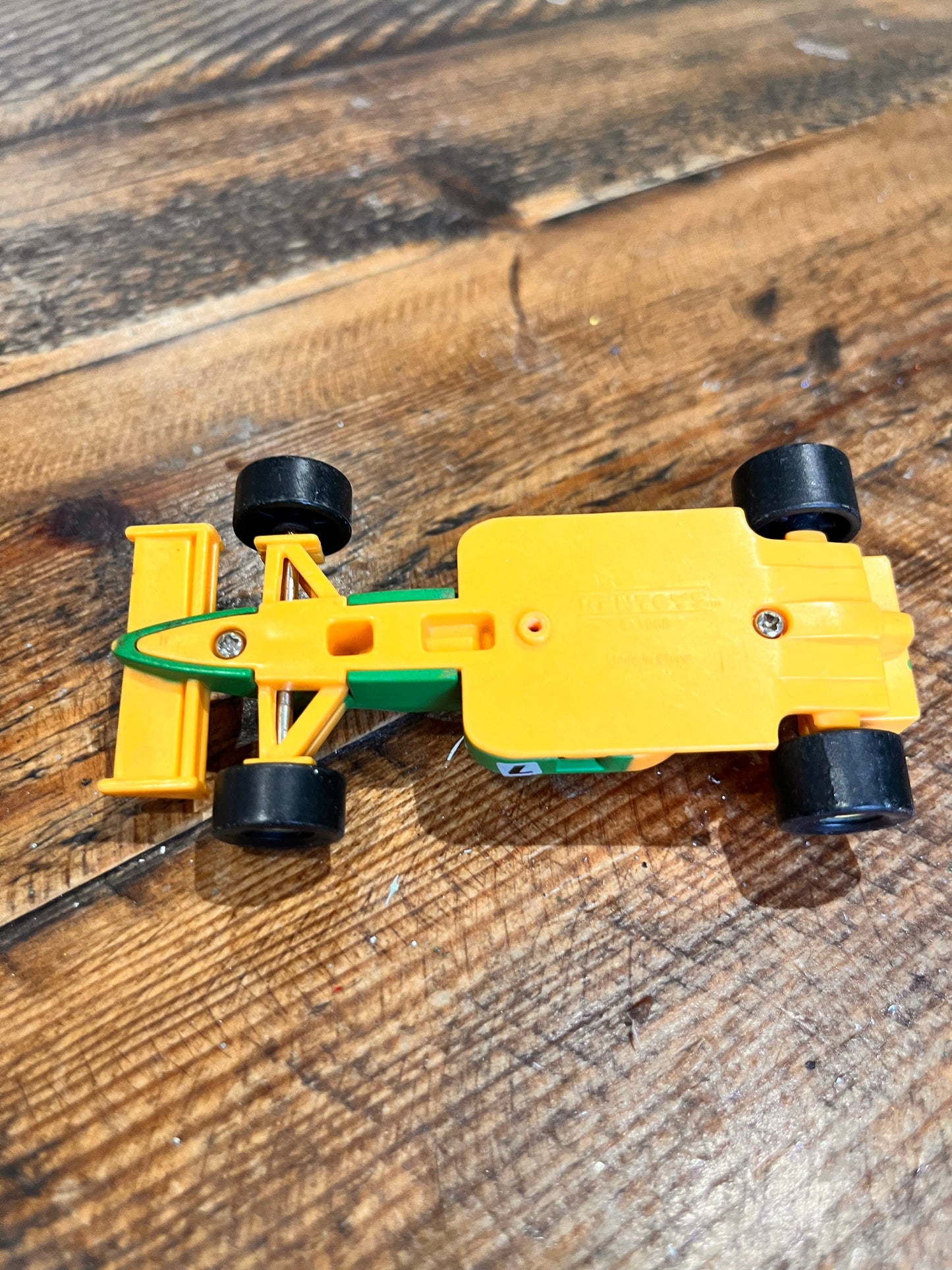 kentoys green and yellow racecar - Playworn