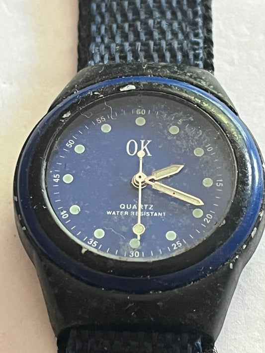 OK blue canvas strap watch - Untested