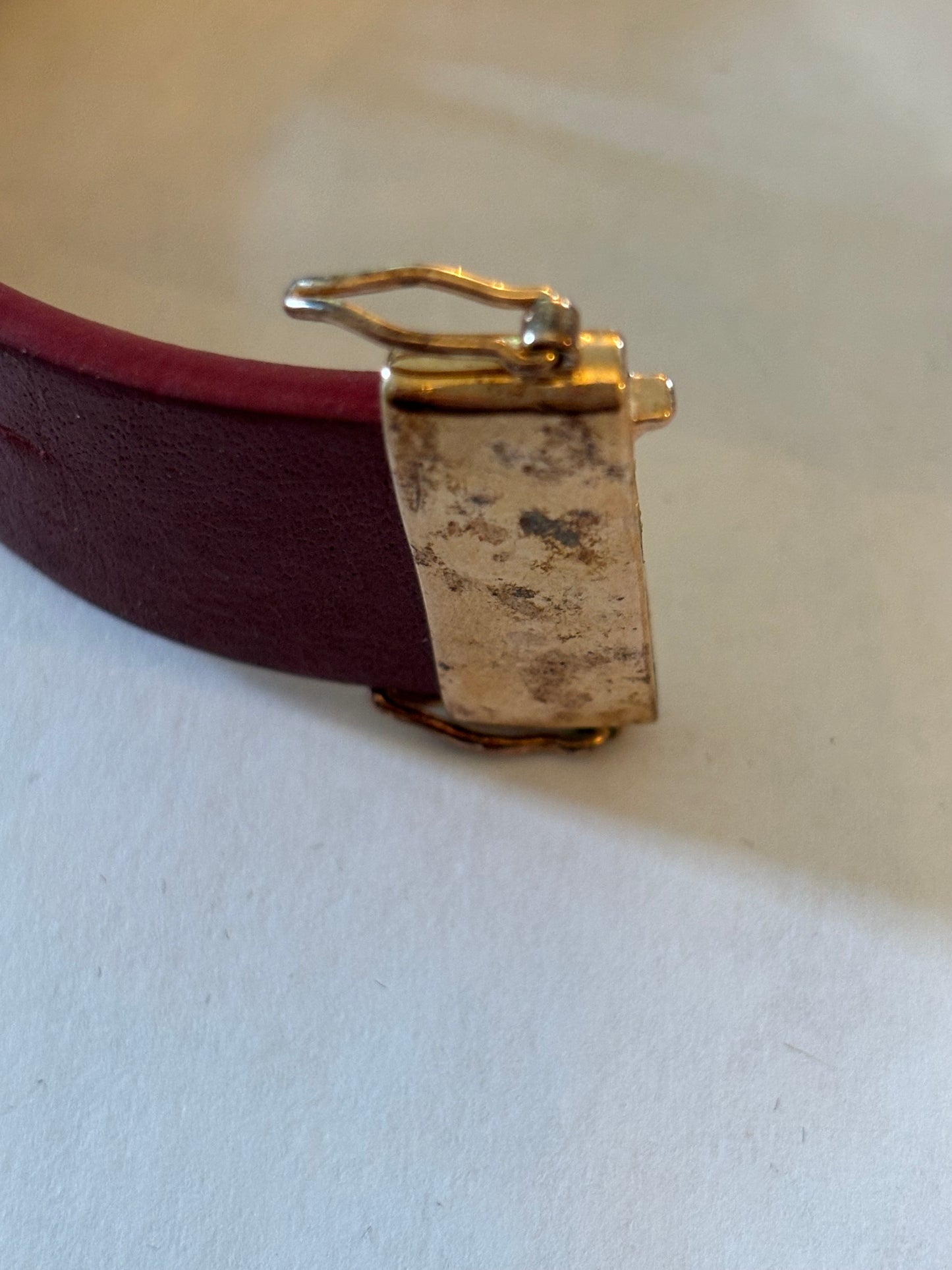 Red leather and gold cross bracelet - Milor Bronze