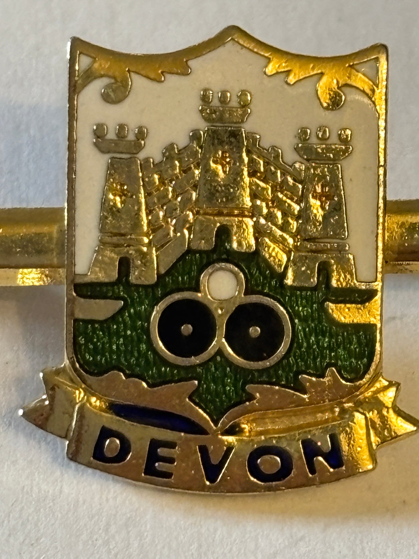 Devon county bowling association - Gold bar badge