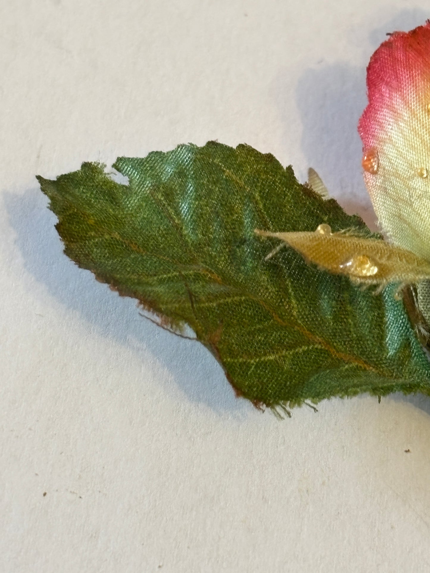 British Heart Foundation - Vintage fake rose brooch