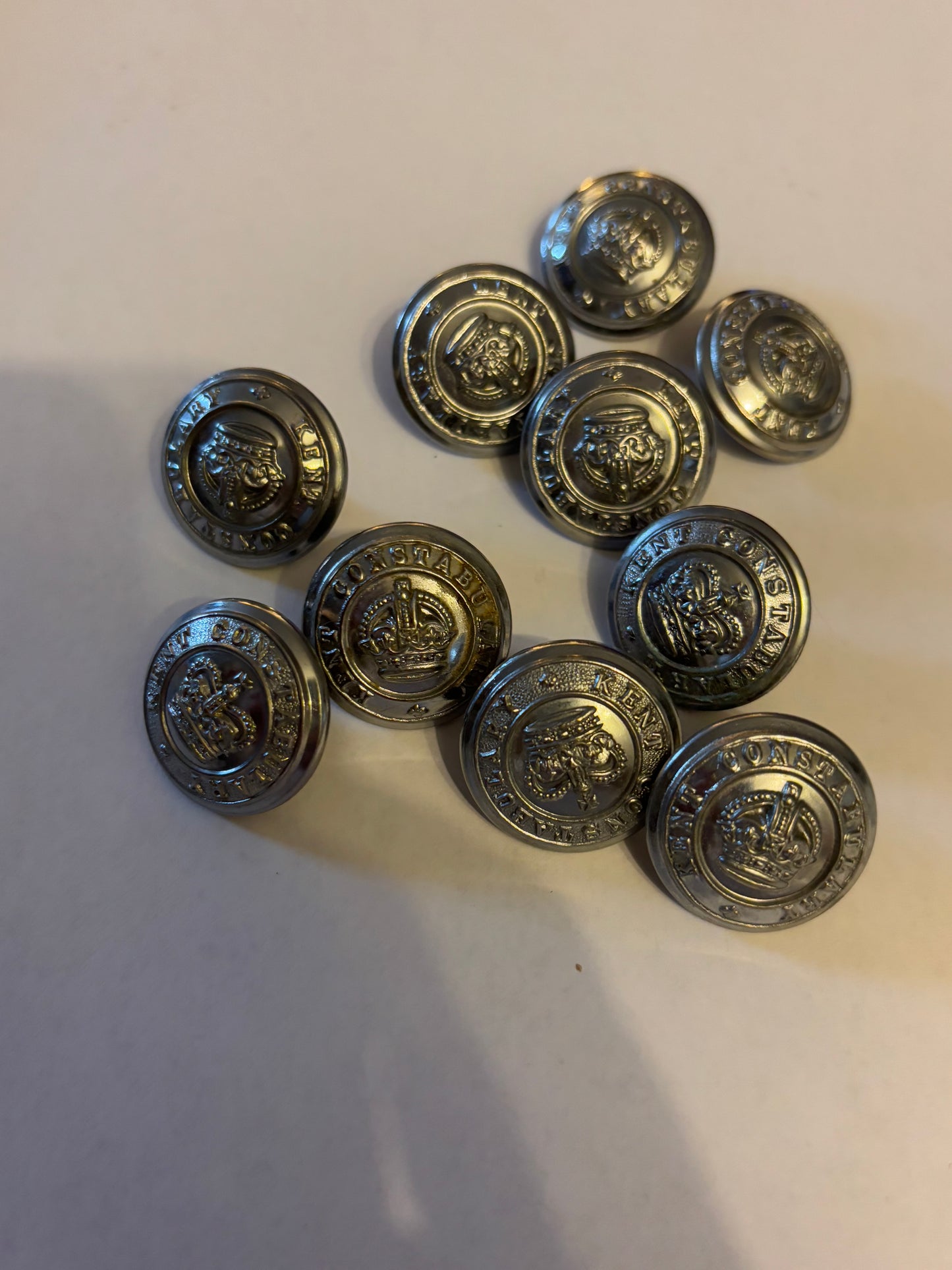 Bag of 10x silver metal Kent Police dress uniform buttons