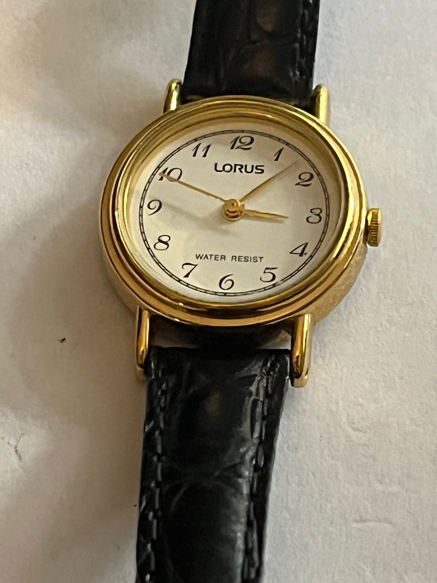 Lorus gold ladies watch - V501-X139 - Untested