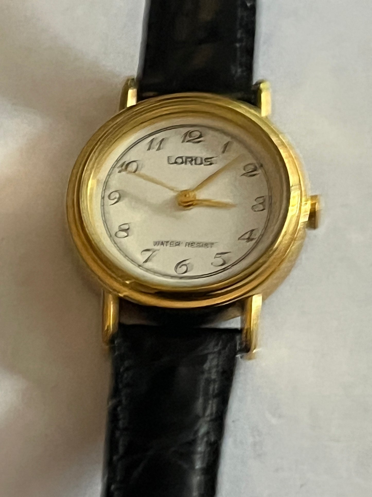 Lorus gold ladies watch - V501-X139 - Untested