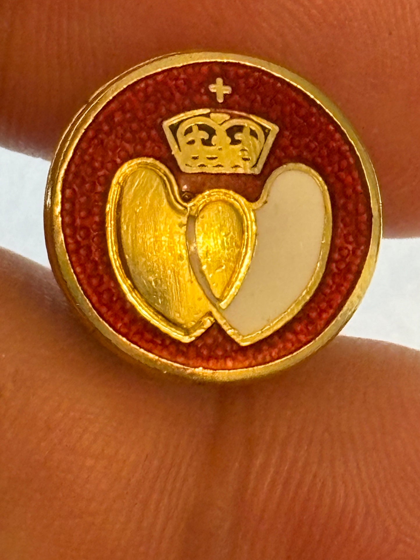 Small Round Gold Metal Blood Donors Badge