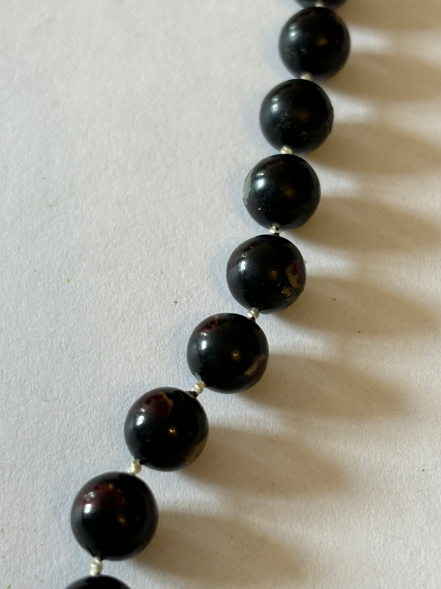 Marbled Black Slightly Graduated Bead Necklace