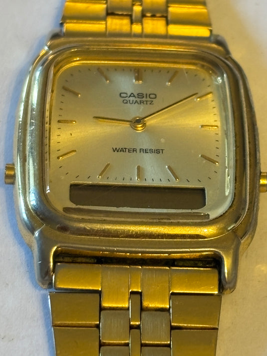 Casio - Gold metal AQ-307 analogue and digital watch - Untested