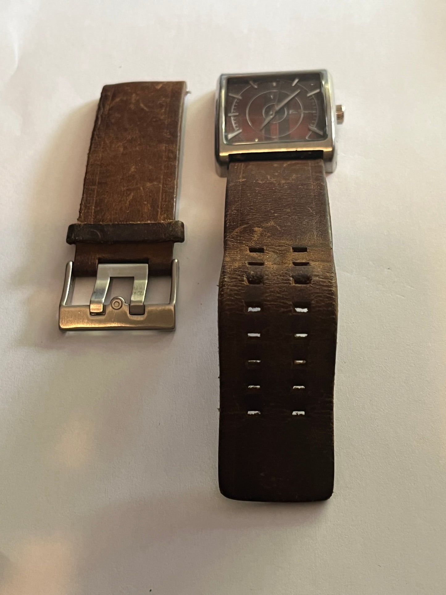 Ben Sherman - Large gents brown and silver square wristwatch - Untested