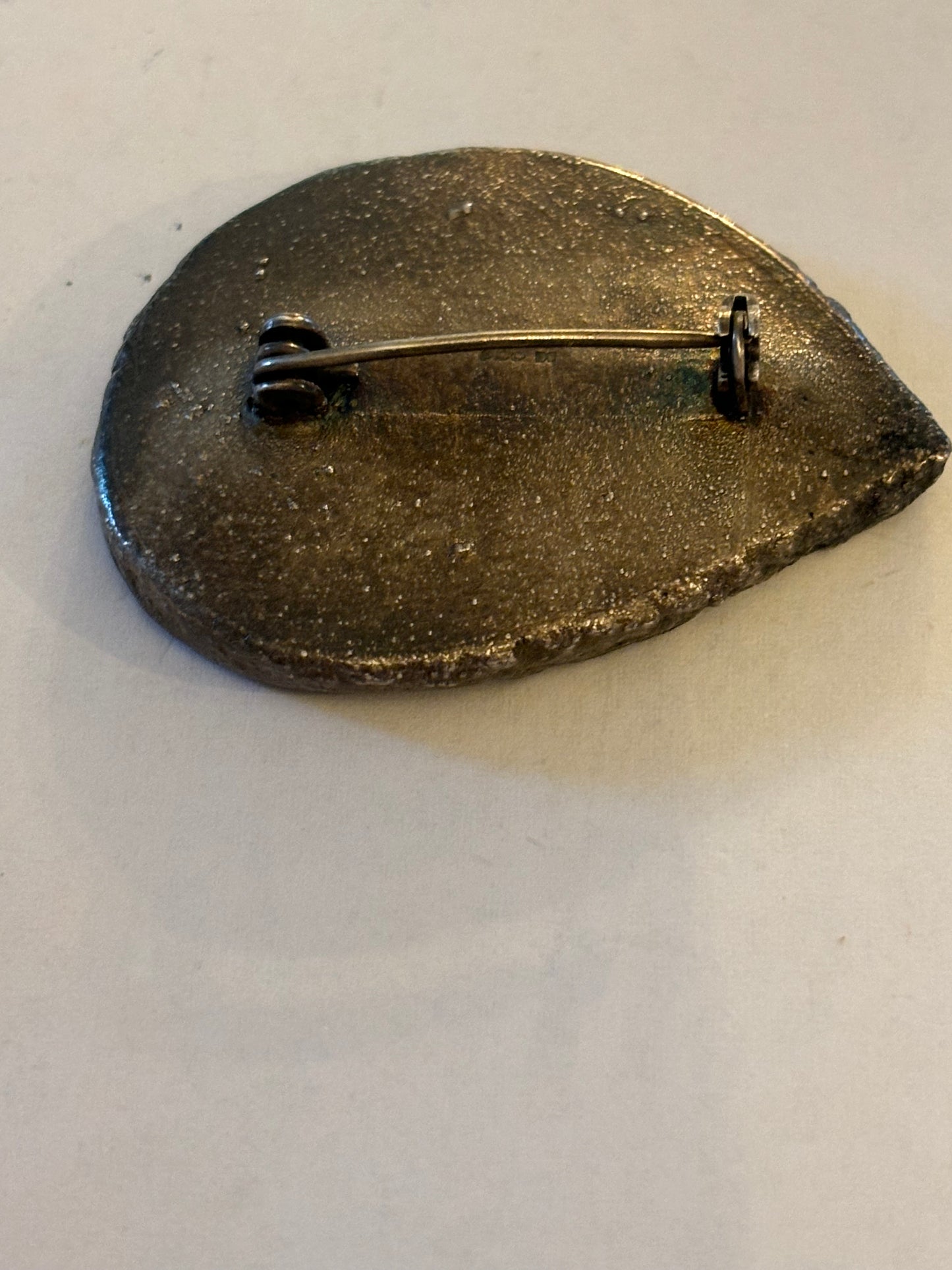 Polished mineral rock slice - Silver hallmarked brooch