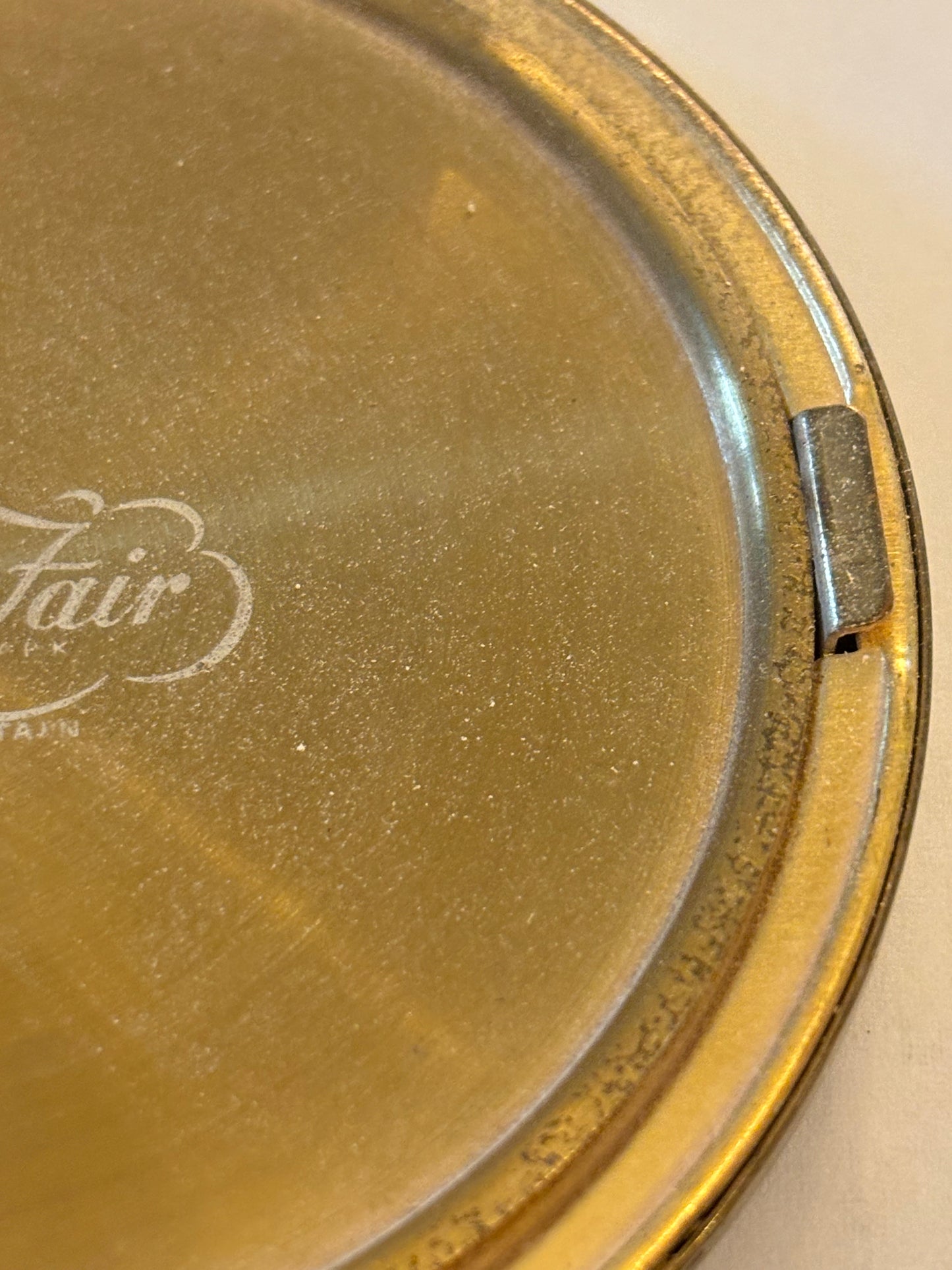 Vintage Vanity Fair round gold metal powder compact