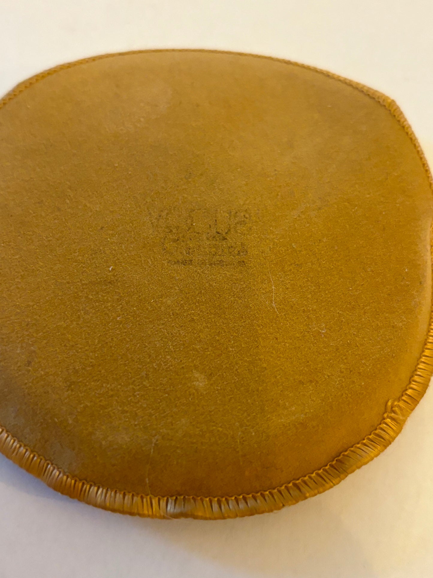 Vintage Vanity Fair round gold metal powder compact