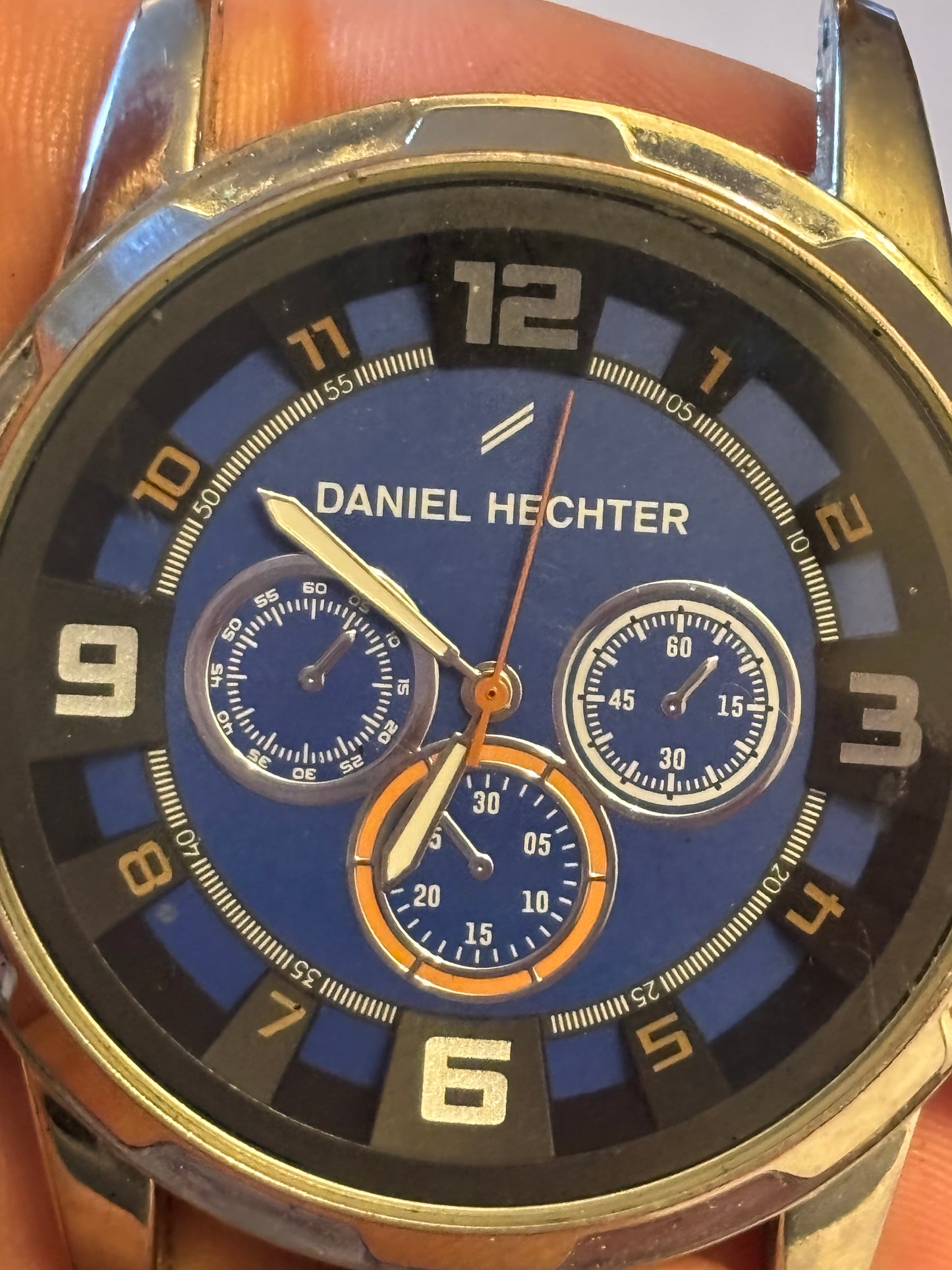 Daniel Hechter - Large gents chrono style watch - Untested